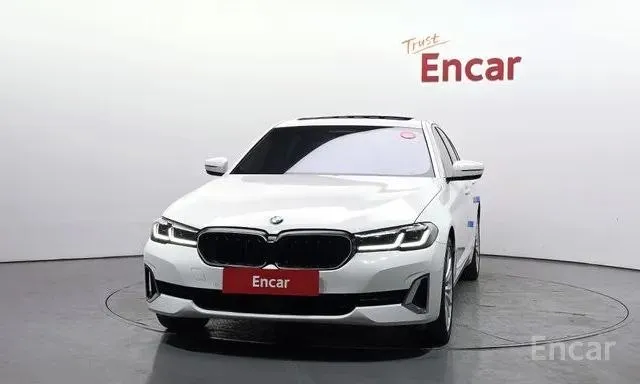 BMW 530I LUXURY 2022