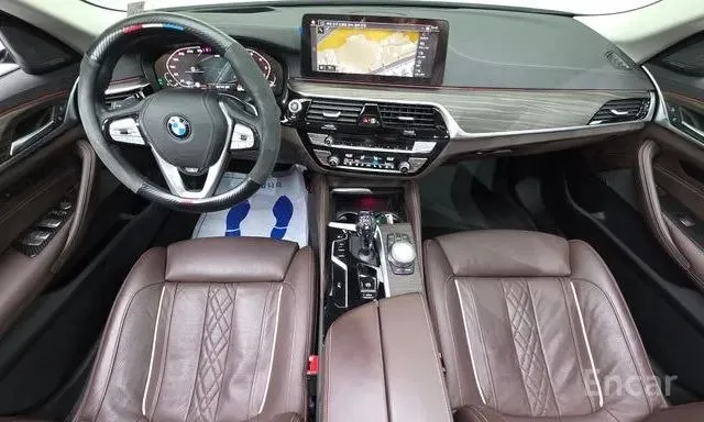 BMW 530I LUXURY 2022