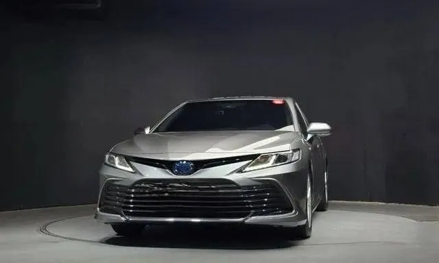 TOYOTA CAMRY HYBRID 2022