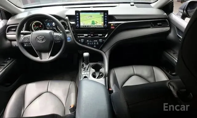 TOYOTA CAMRY HYBRID 2022