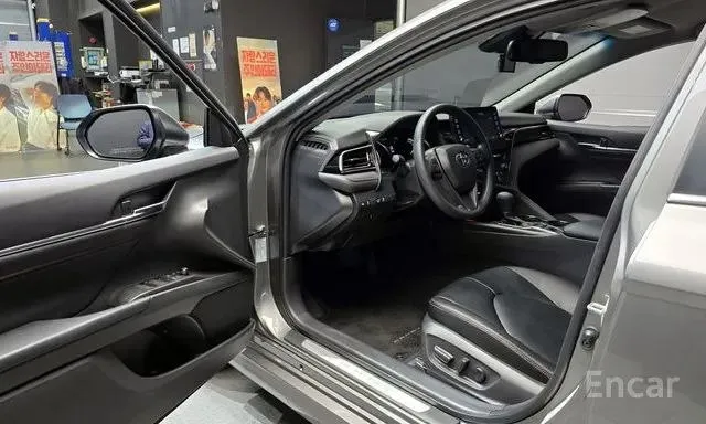 TOYOTA CAMRY HYBRID 2022