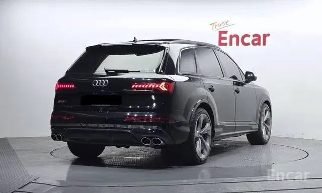 AUDI SQ7 TFSI QUATTRO 2023