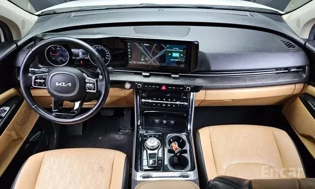 KIA CARNIVAL NOBLESSE 2023