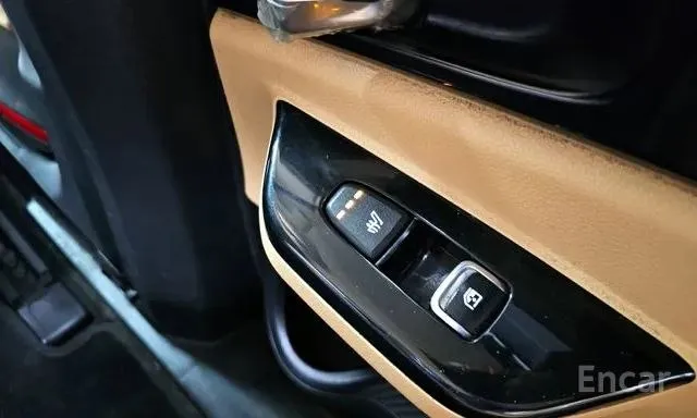 KIA CARNIVAL NOBLESSE 2023