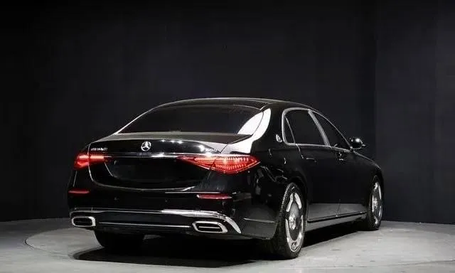 MERCEDES-BENZ MAYBACH S580 2022