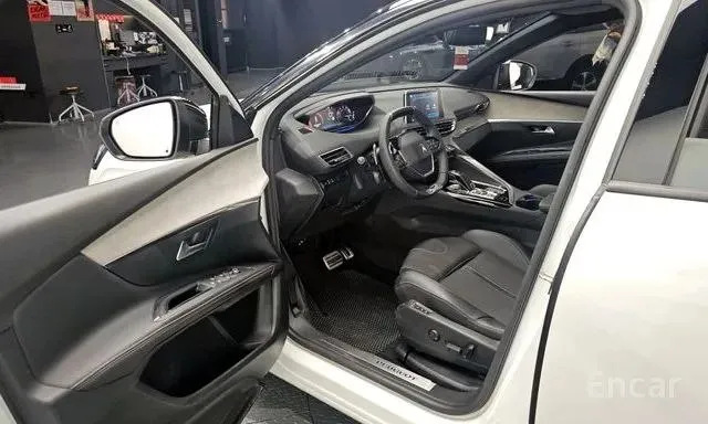 PEUGEOT 5008 GT-LINE 2022