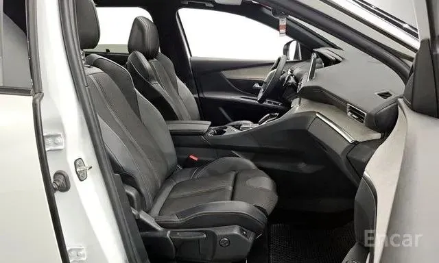 PEUGEOT 5008 GT-LINE 2022