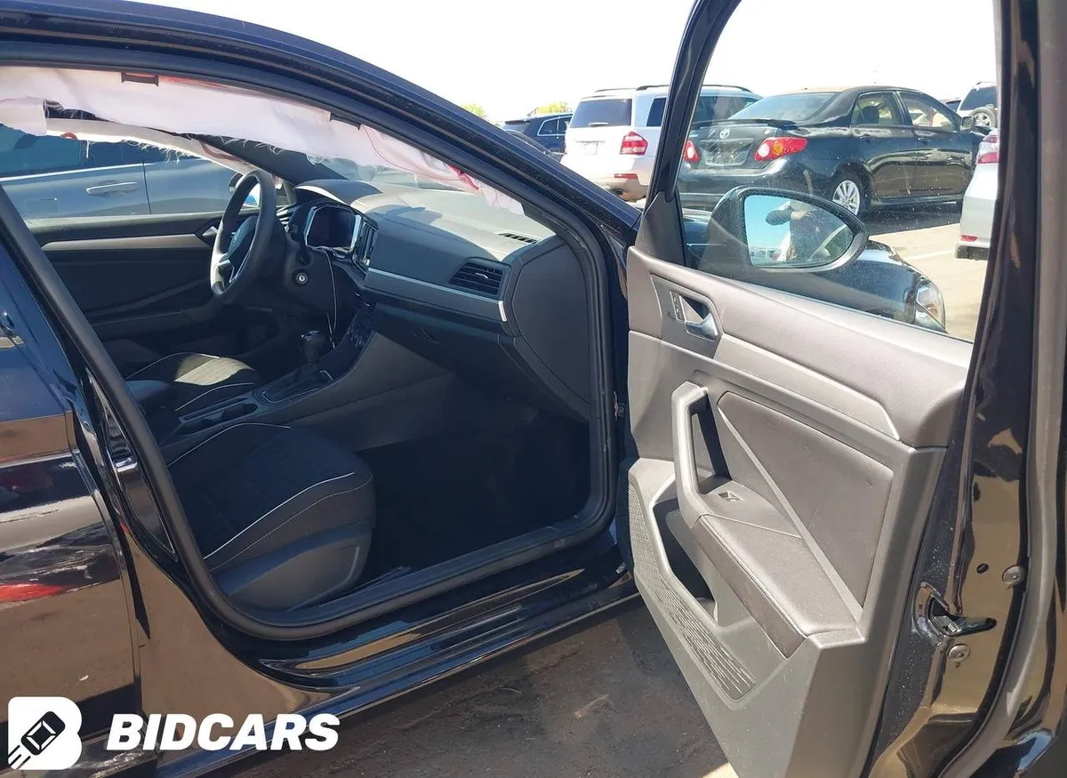 VOLKSWAGEN JETTA SPORT 2022