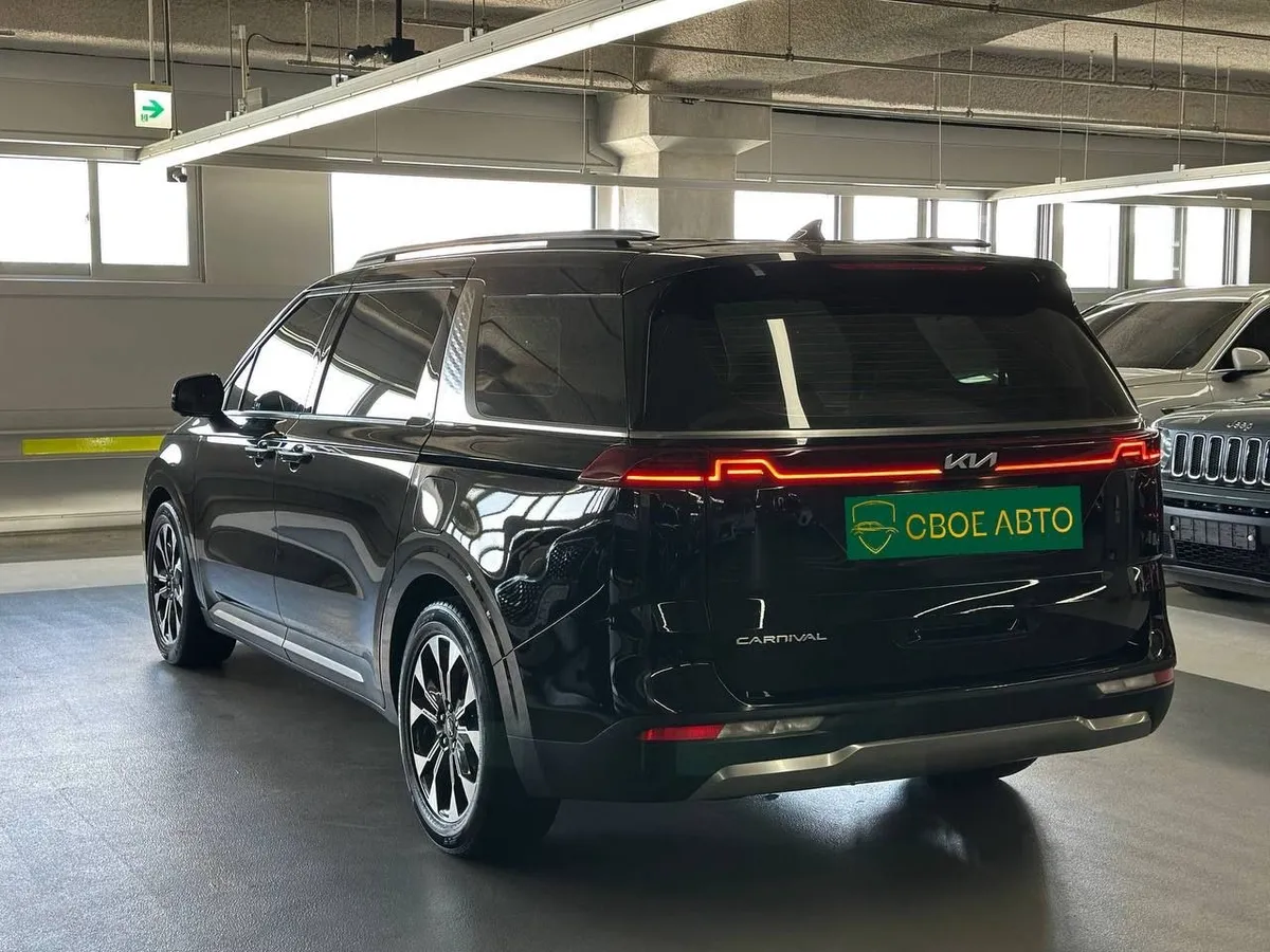 KIA CARNIVAL SIGNATURE 2022
