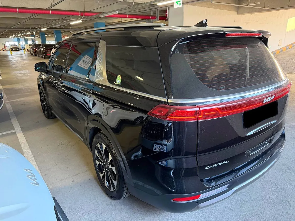 KIA CARNIVAL NOBLESSE 2022