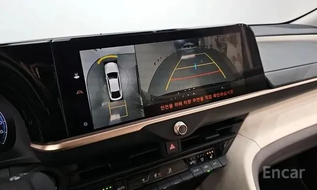 TOYOTA CROWN CROSSOVER HYBRID 2023