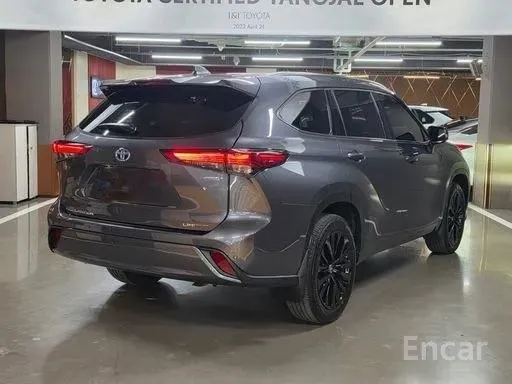 TOYOTA HIGHLANDER LIMITED 2023