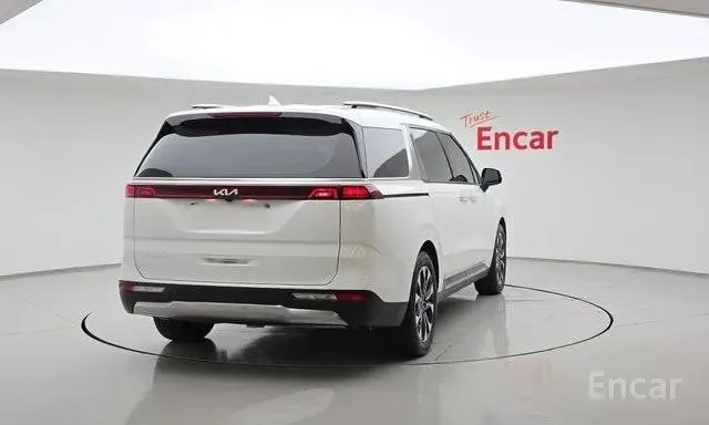 KIA CARNIVAL NOBLESSE 2022