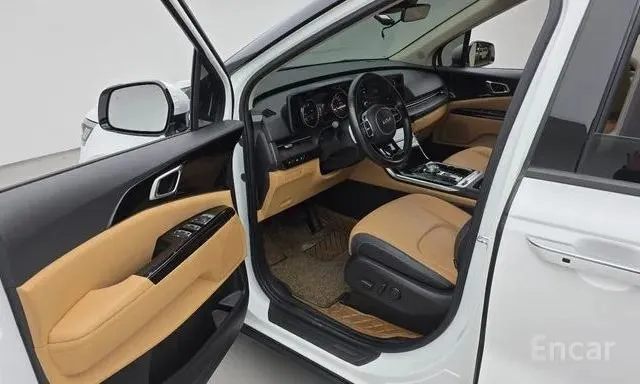 KIA CARNIVAL NOBLESSE 2022