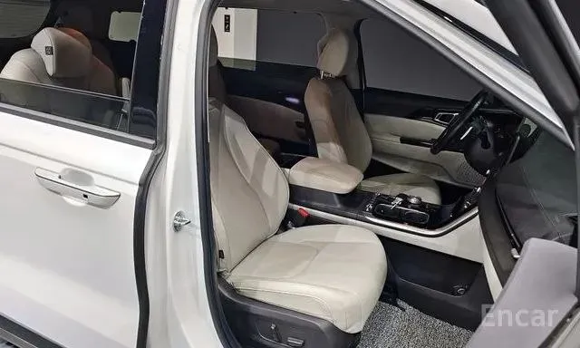 KIA CARNIVAL SIGNATURE 2022