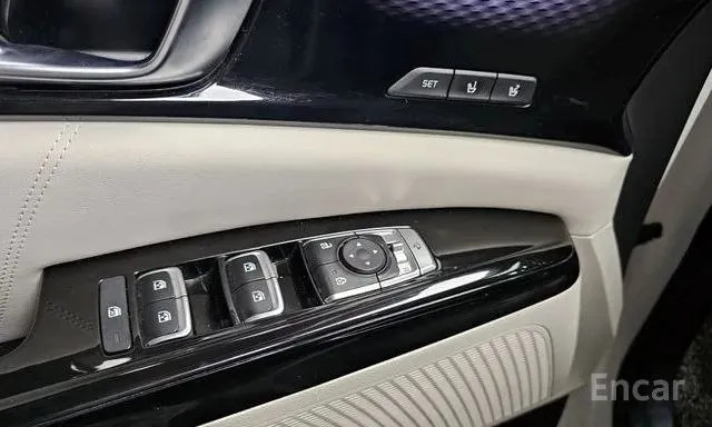 KIA CARNIVAL SIGNATURE 2022