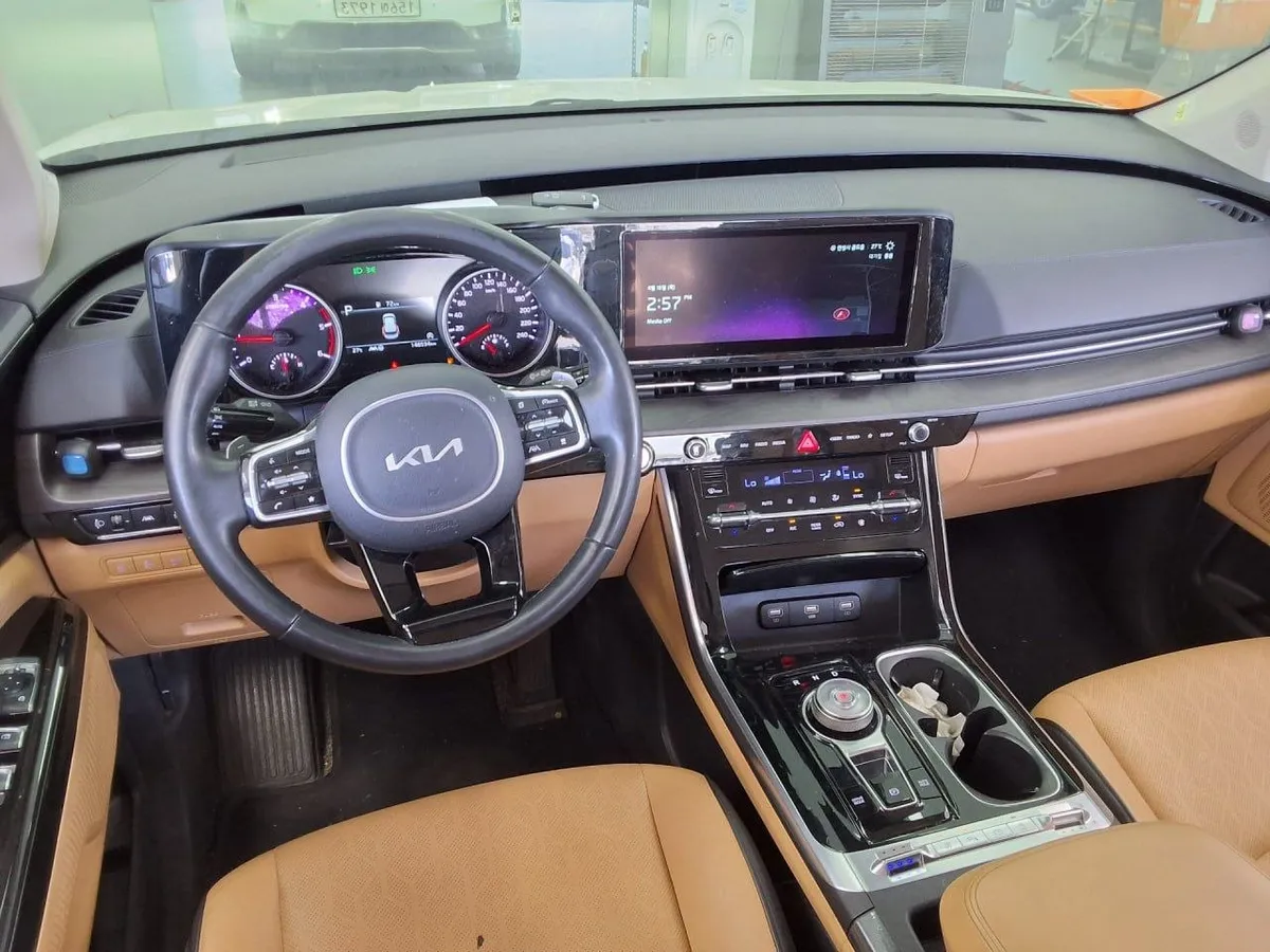 KIA CARNIVAL NOBLESSE 2022