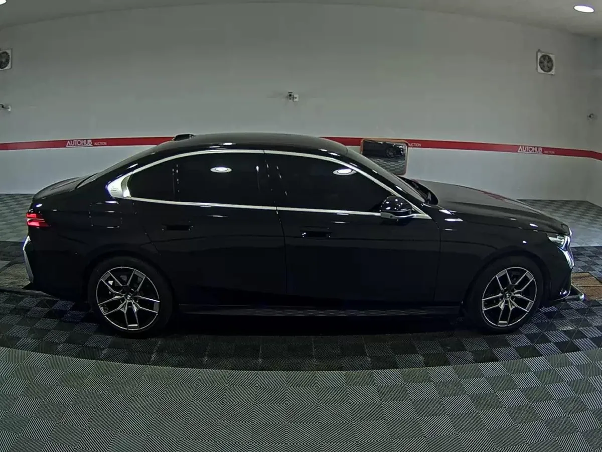 BMW 520I 2023