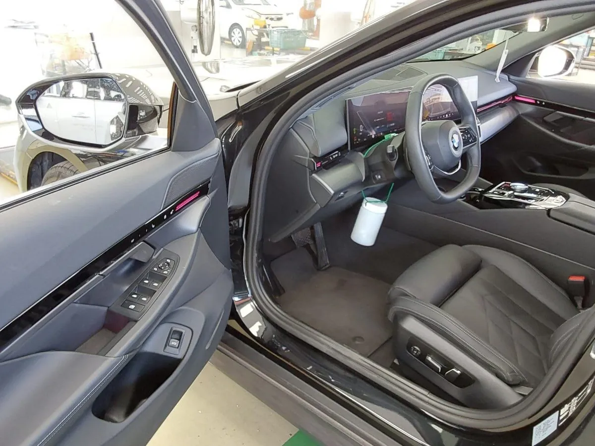 BMW 520I 2023