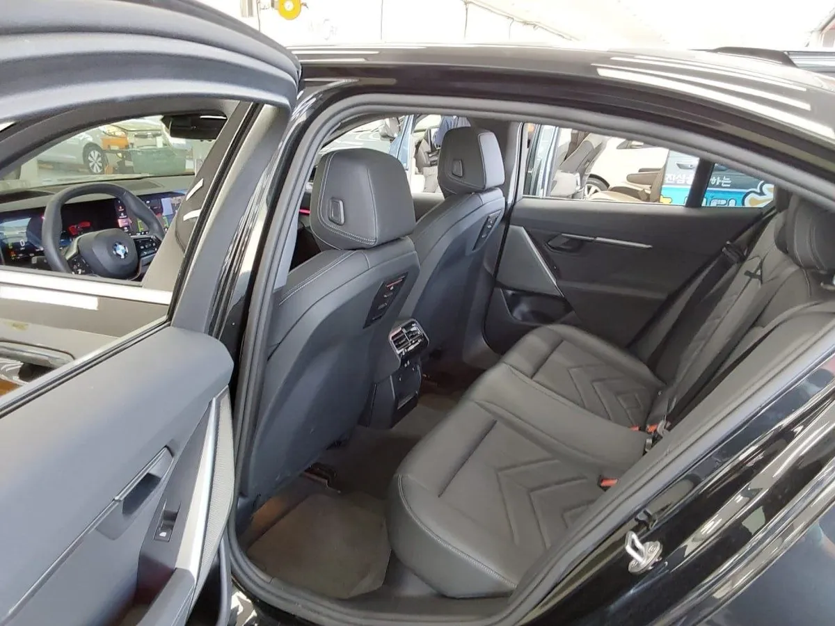 BMW 520I 2023