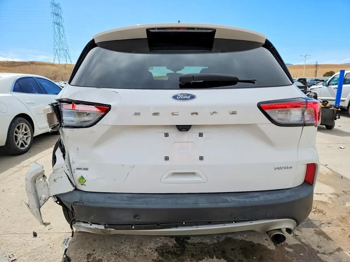 FORD ESCAPE 2022
