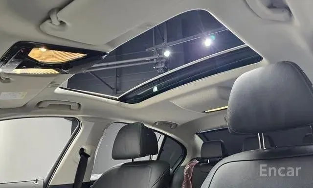 BMW 520I LUXURY 2022