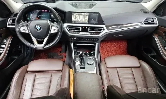 BMW 320D LUXURY 2022