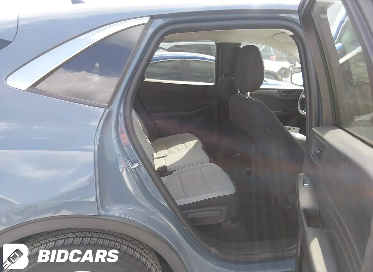 FORD ESCAPE 2023