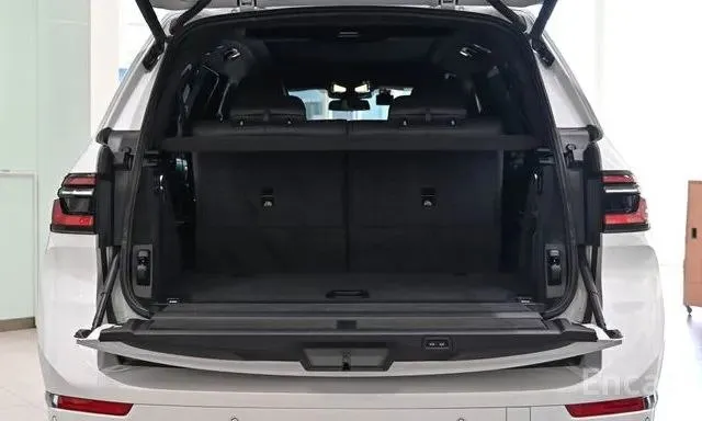 BMW X7 XDRIVE 40D 2023