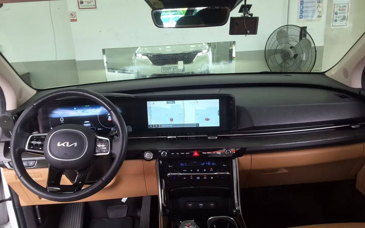 KIA CARNIVAL NOBLESSE 2022