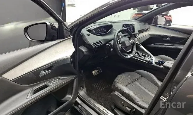 PEUGEOT 3008 PURE TECH GT 2022
