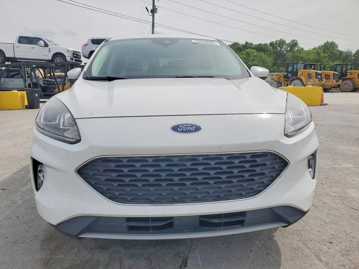FORD ESCAPE 2022