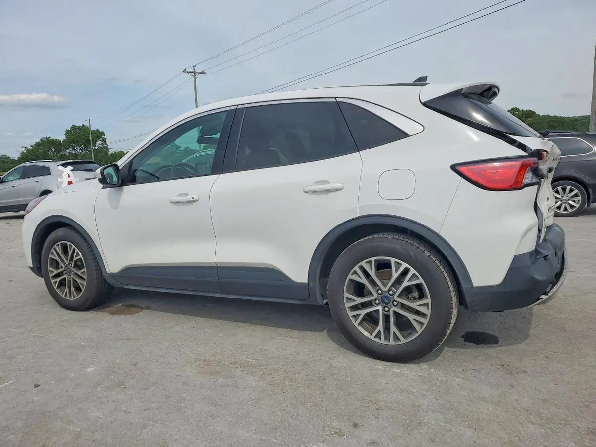 FORD ESCAPE 2022