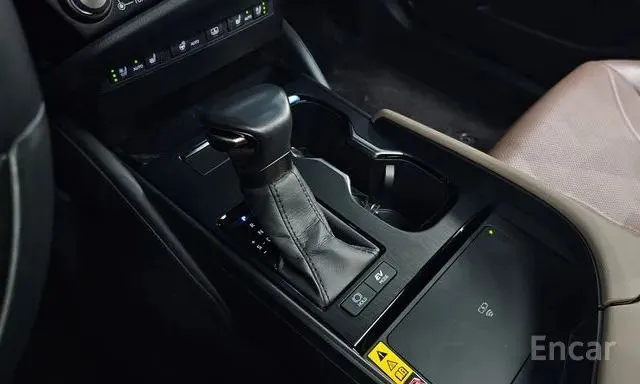 LEXUS ES300H 2023
