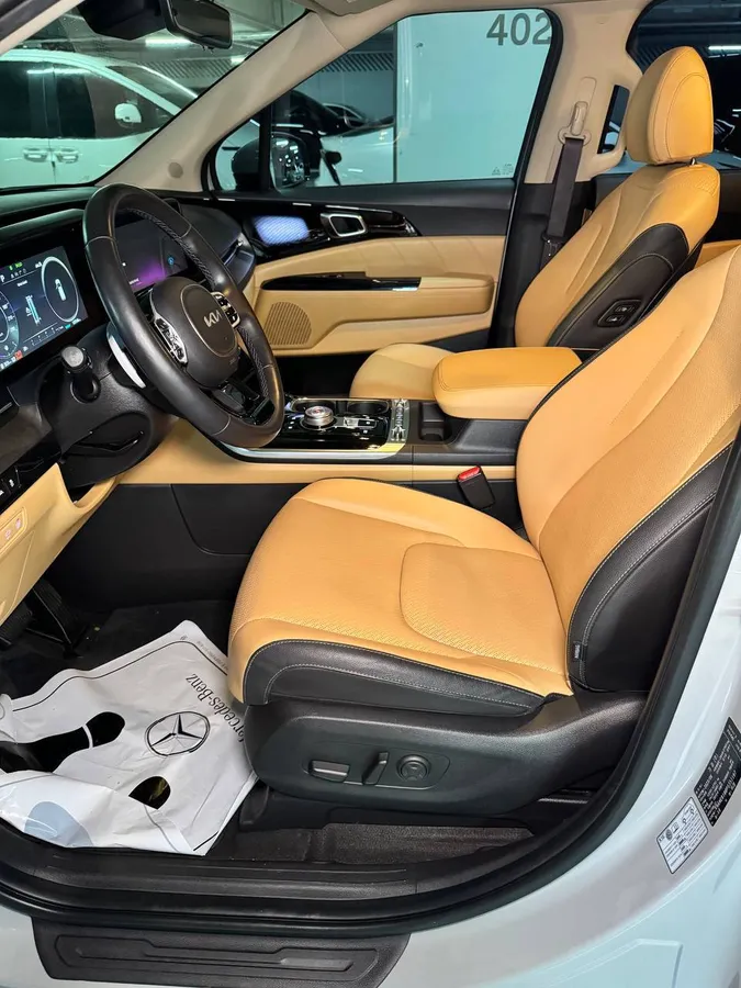 KIA CARNIVAL SIGNATURE 2023