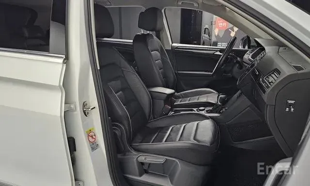 VOLKSWAGEN TIGUAN 4MOTION PREMIUM 2022
