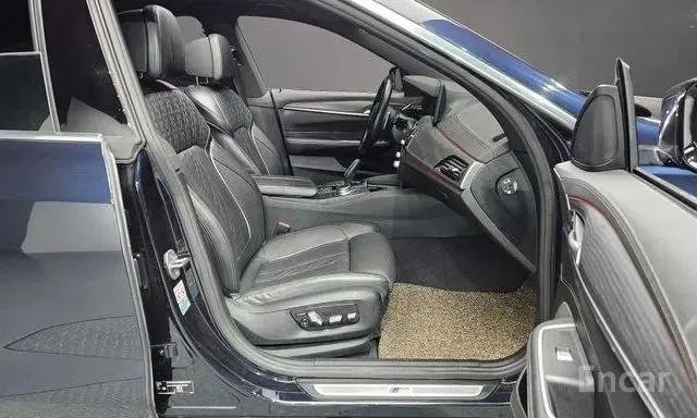 BMW GRAN TURISMO 620D M-SPORT 2022