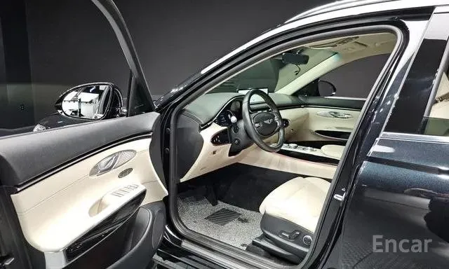 GENESIS GV70 2022