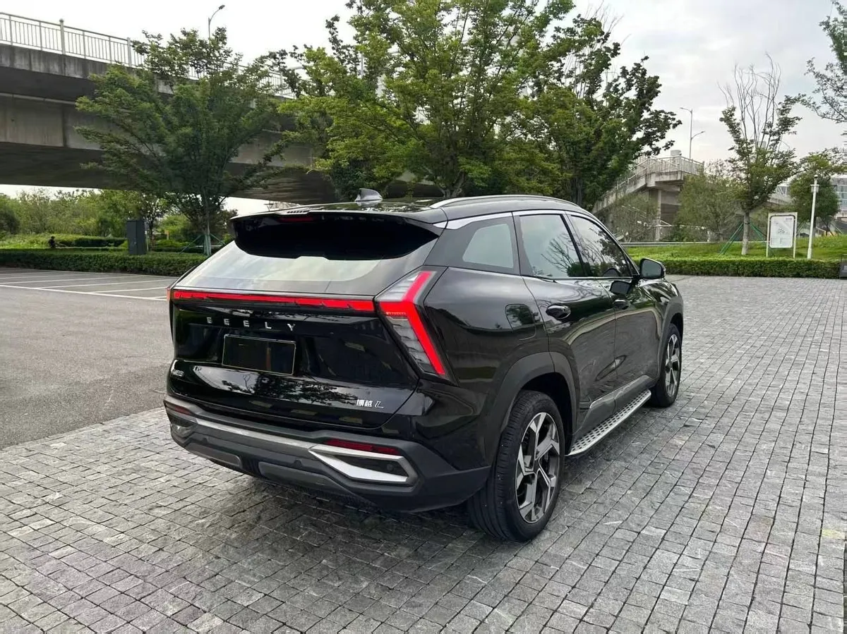 GEELY ATLAS 2023