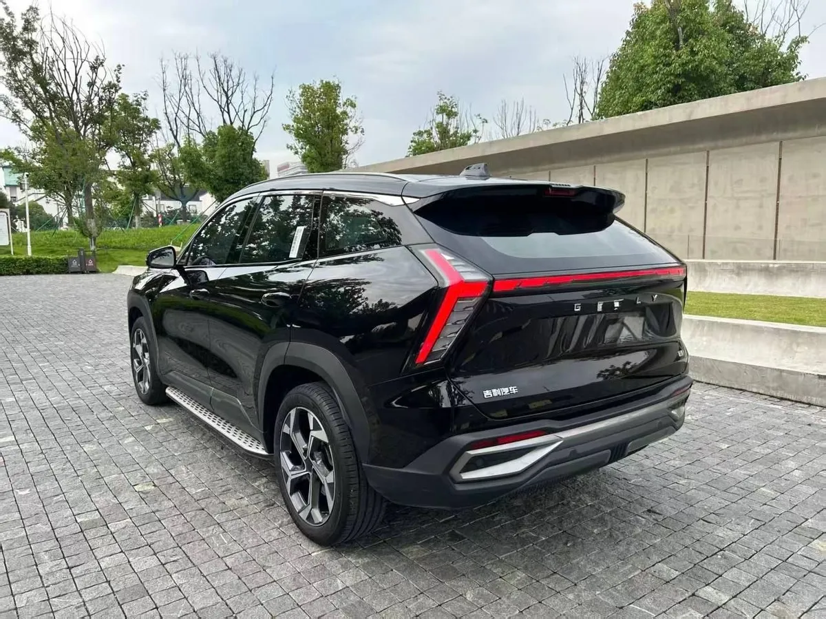 GEELY ATLAS 2023