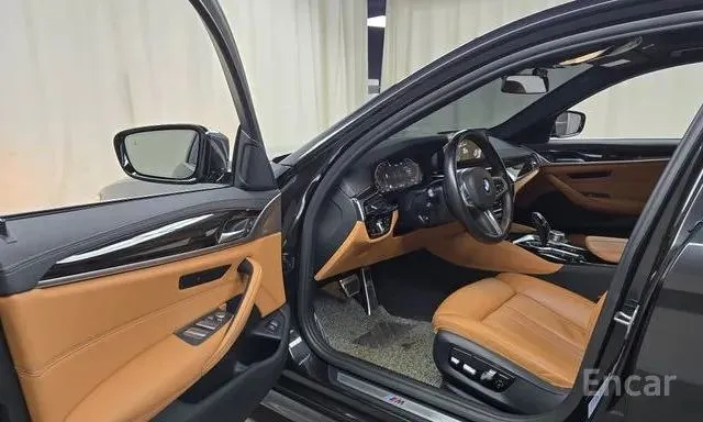 BMW 520I M-SPORT 2022