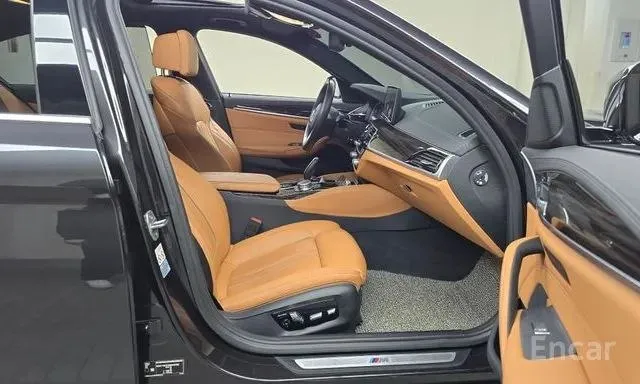 BMW 520I M-SPORT 2022