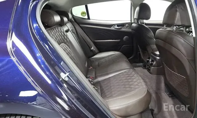 KIA STINGER 2022