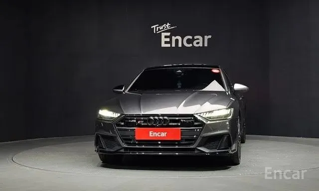 AUDI S7 QUATTRO 2022
