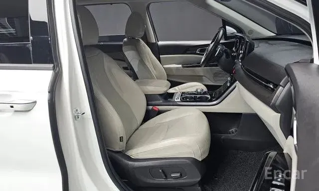 KIA CARNIVAL NOBLESSE 2022