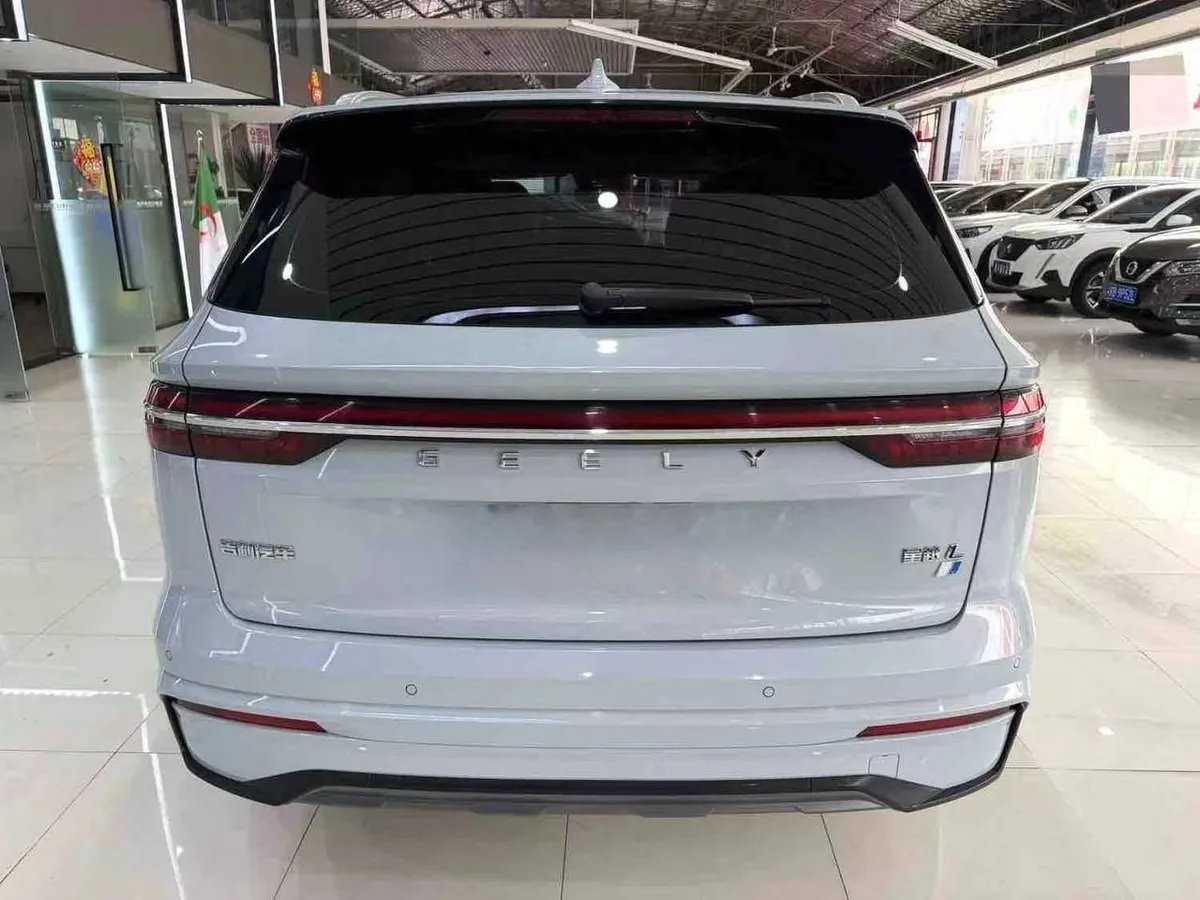 GEELY MONJARO 2022