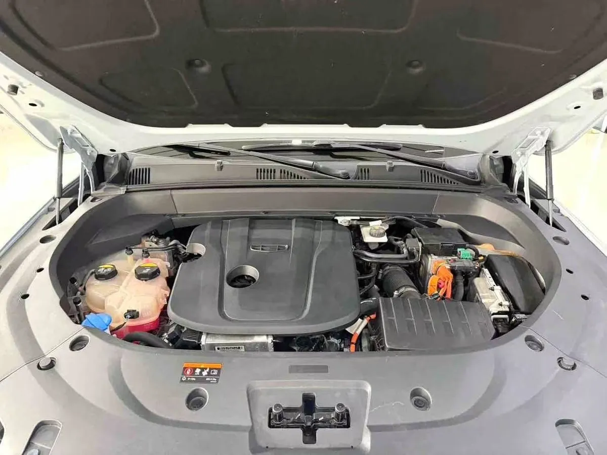 GEELY MONJARO 2022