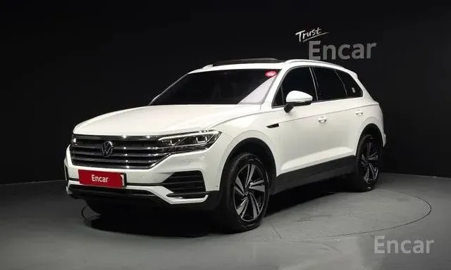 VOLKSWAGEN TOUAREG PREMIUM 2022