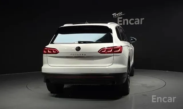 VOLKSWAGEN TOUAREG PREMIUM 2022