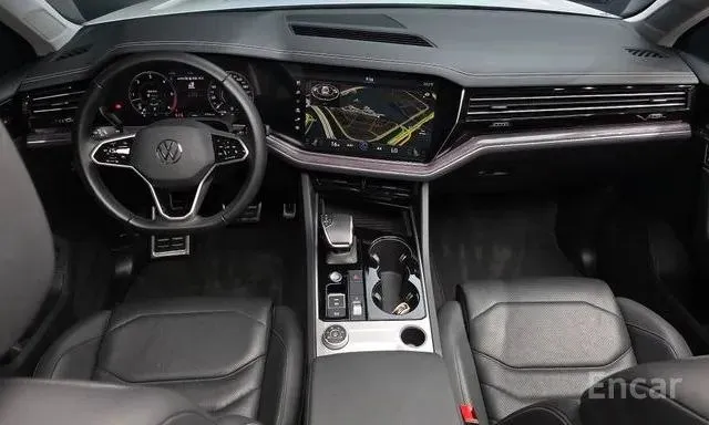 VOLKSWAGEN TOUAREG PREMIUM 2022